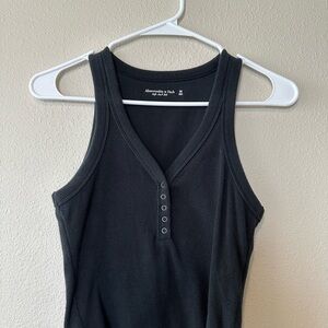Casual, Everyday Basic Abercrombie and Fitch Ribbed Cropped Tank